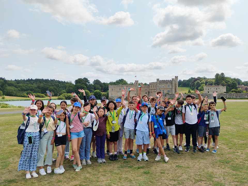 Discovery Summer students at Leeds Castle